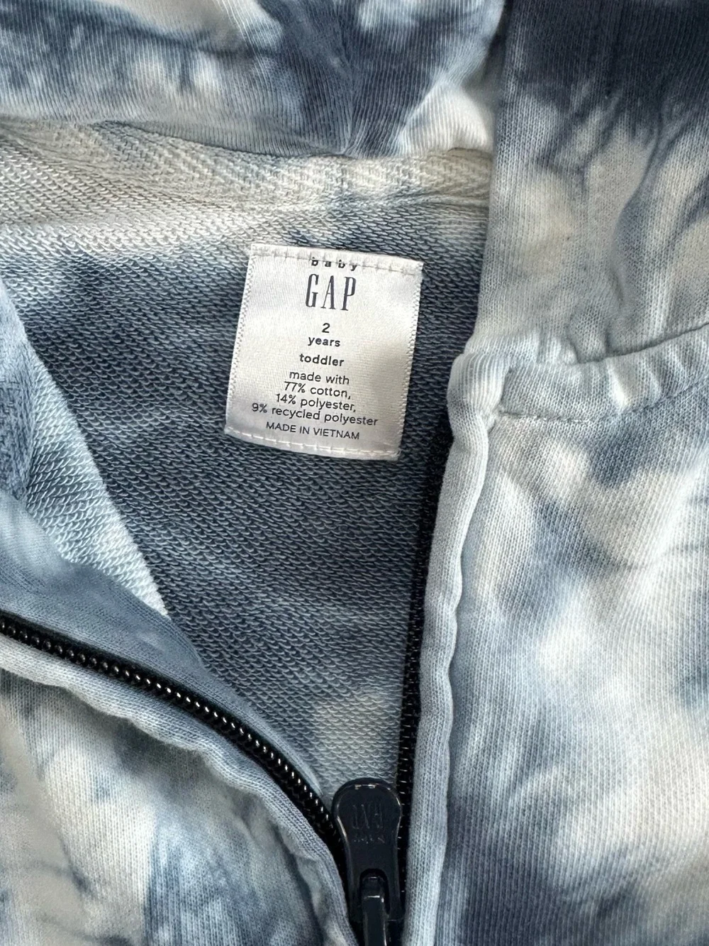 Gap Kids tie dye hoodie in size 2T